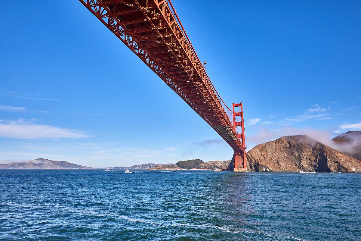 san francisco sea under the bridge building